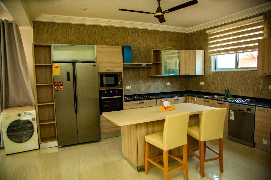Ocean Green Beach Resort Prampram Extérieur photo