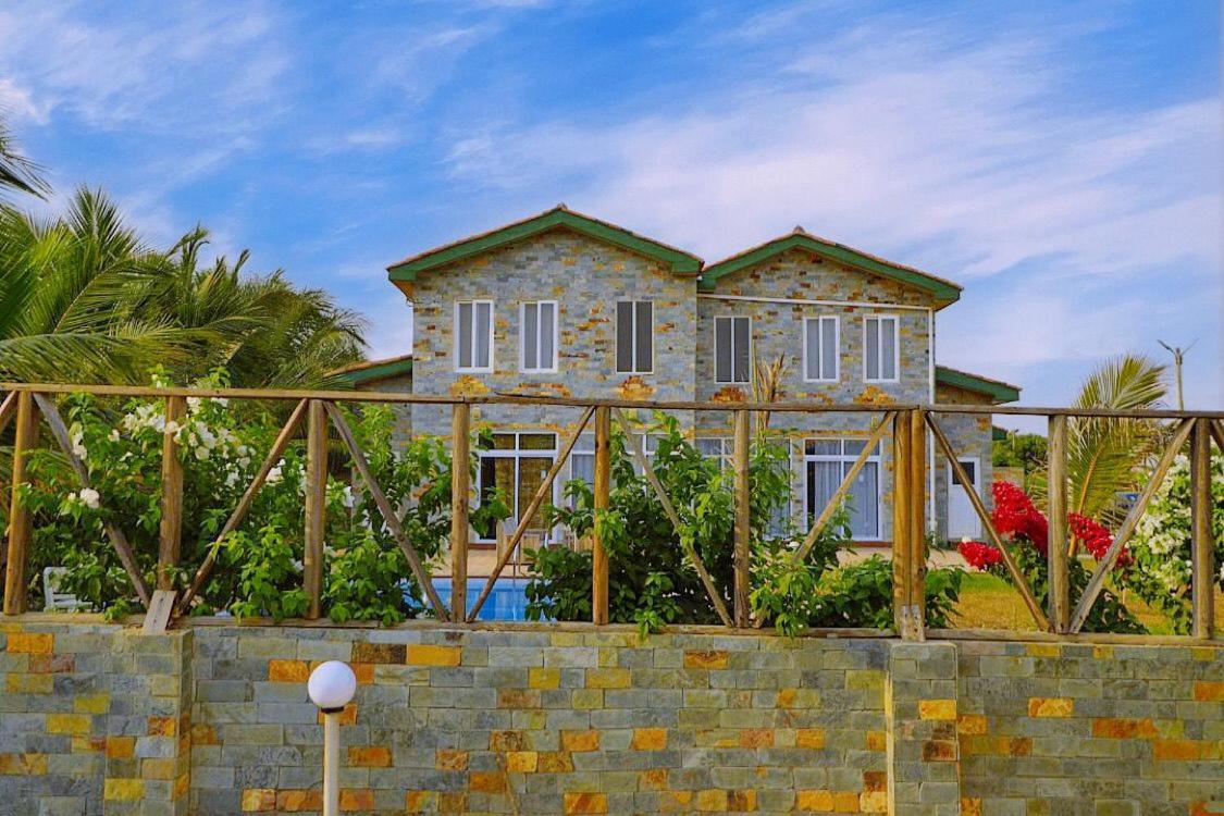 Ocean Green Beach Resort Prampram Extérieur photo
