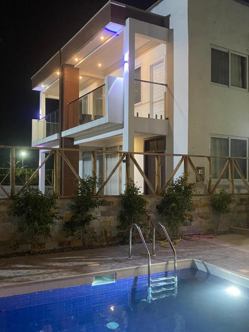 Ocean Green Beach Resort Prampram Extérieur photo