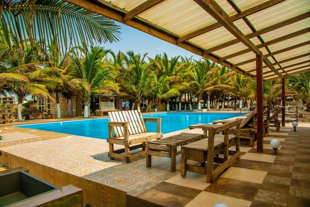Ocean Green Beach Resort Prampram Extérieur photo