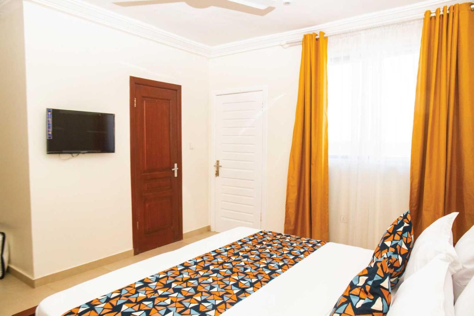 Ocean Green Beach Resort Prampram Extérieur photo
