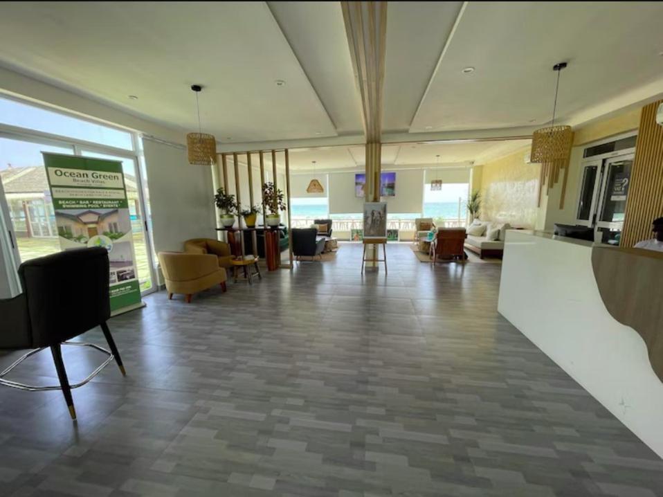 Ocean Green Beach Resort Prampram Extérieur photo