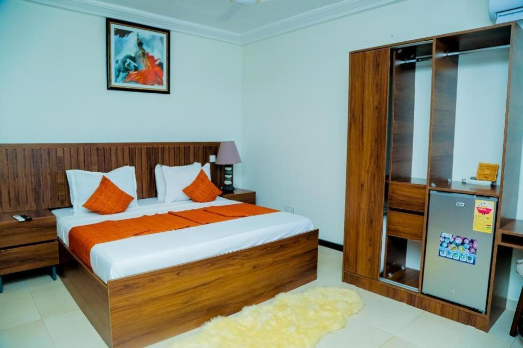 Ocean Green Beach Resort Prampram Extérieur photo